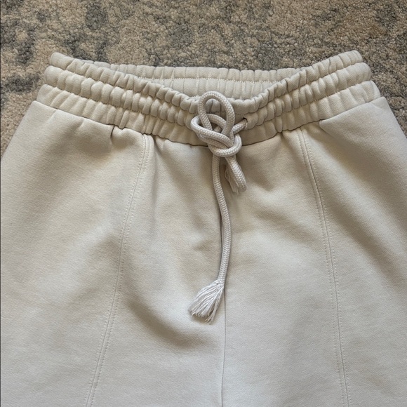 Zara Cozy Cream Sweatpants - Picture 6 of 13